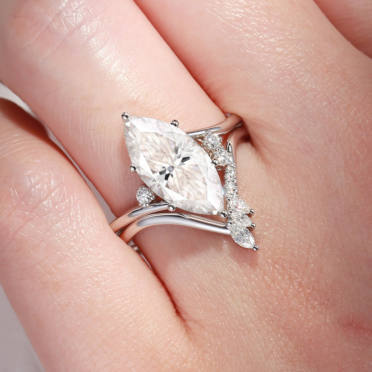 Classic Style Marquise Cut Moissanite Twist Elegant Engagement Ring Bridal Set 2pcs