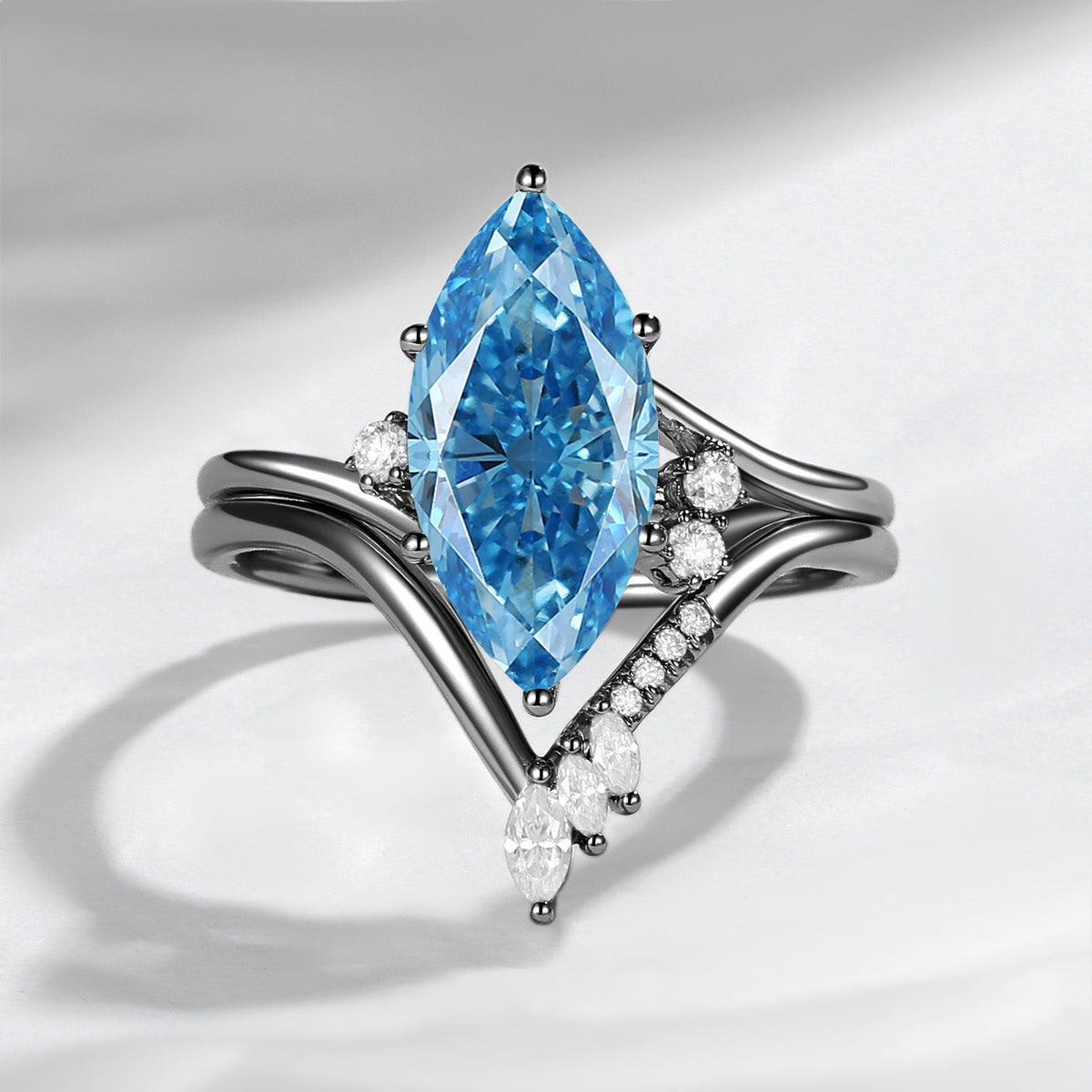 Classic Style Marquise Cut IGI Certificated Lab Grown Blue Diamond Twist Engagement Ring Bridal Set