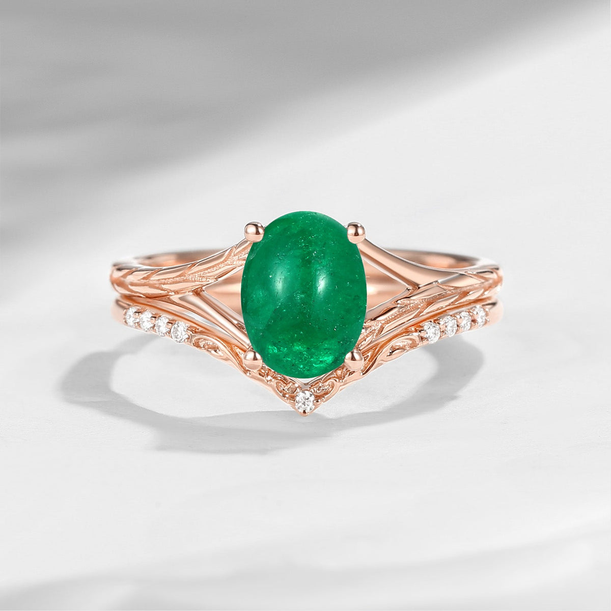Nature Inspired Oval Cut Natural Emerald Textured Engagement Ring Set 2pcs