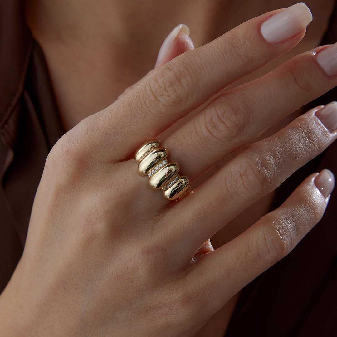Croissant Ring 14k Gold