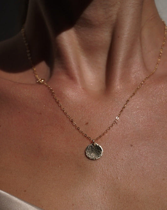 THE LUNA NECKLACE