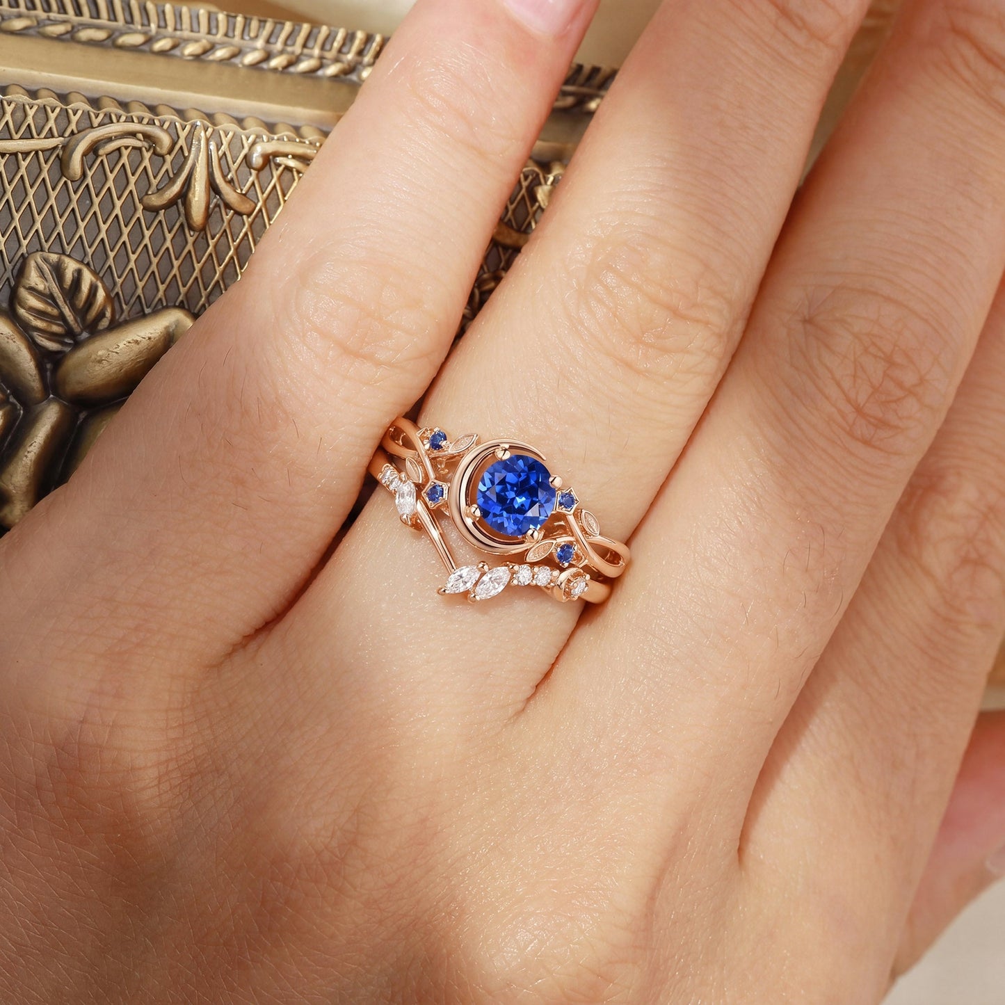 Crescent Moon & Twisted Vine Round Cut Sapphire Bridal Ring Set 2pcs - Noreen