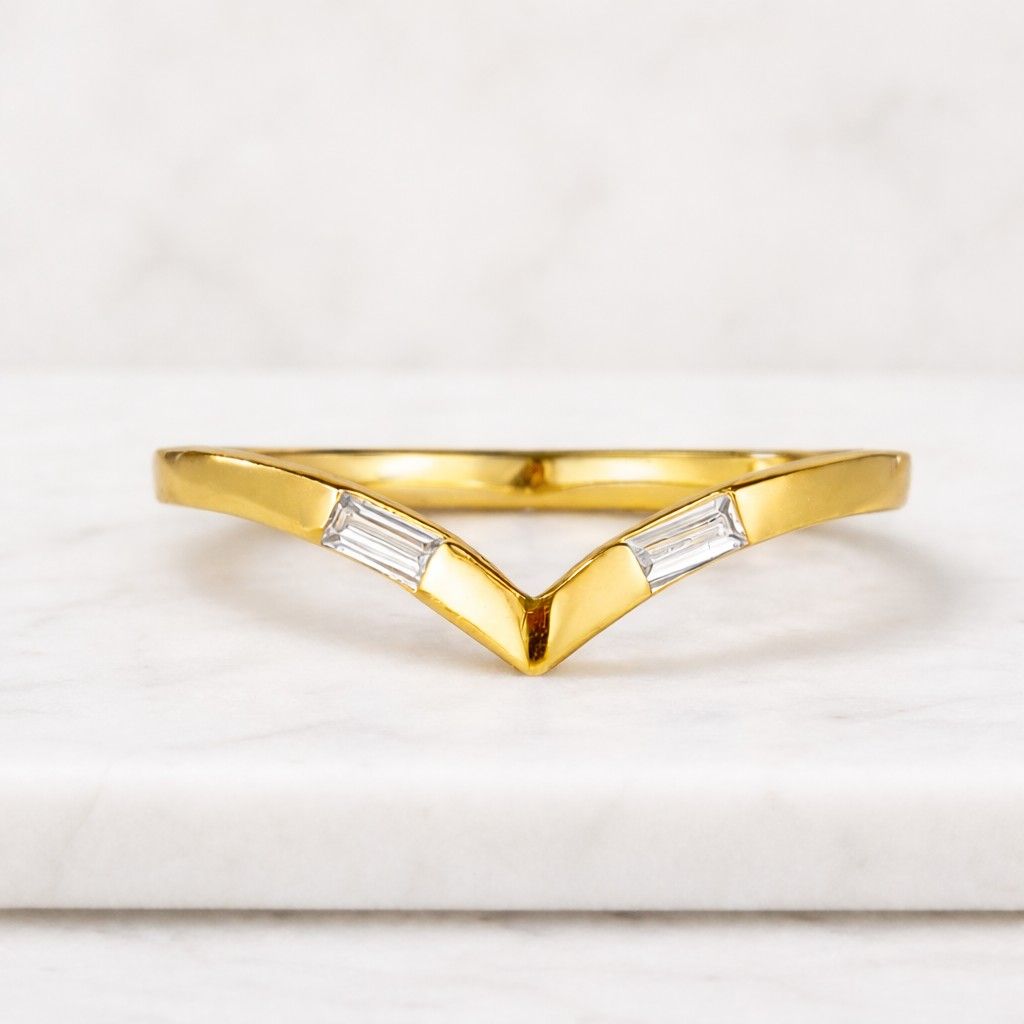 Baguette Diamond Chevron Wedding Band in 14K Rose Gold
