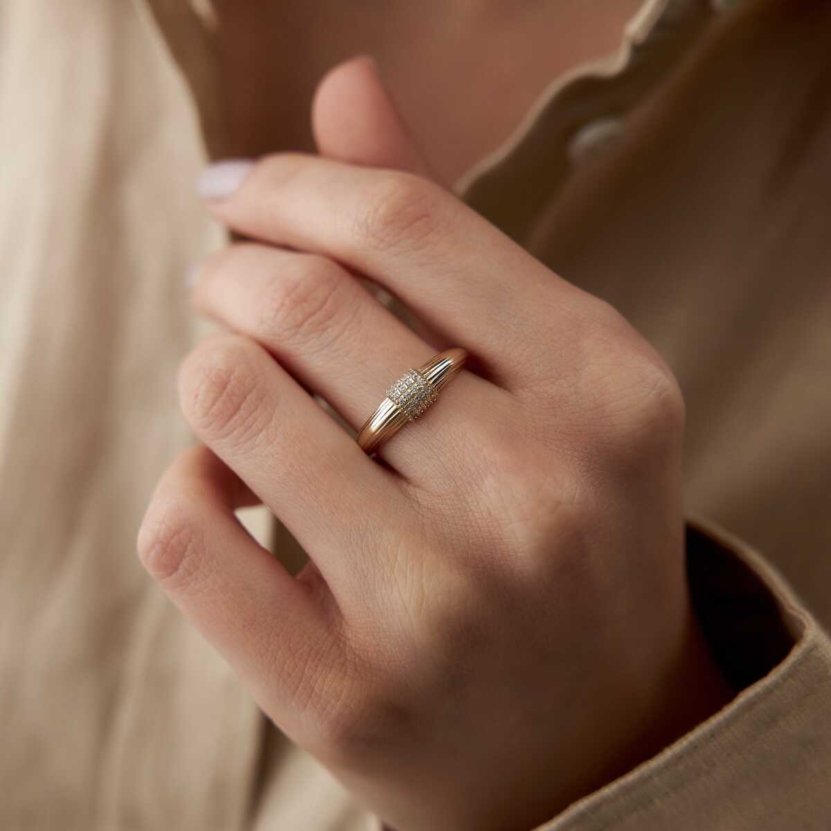 Croissant Ring in 14k Gold