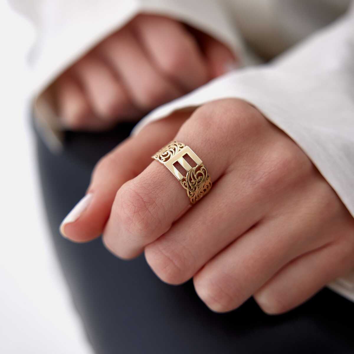 Vintage Letter Ring