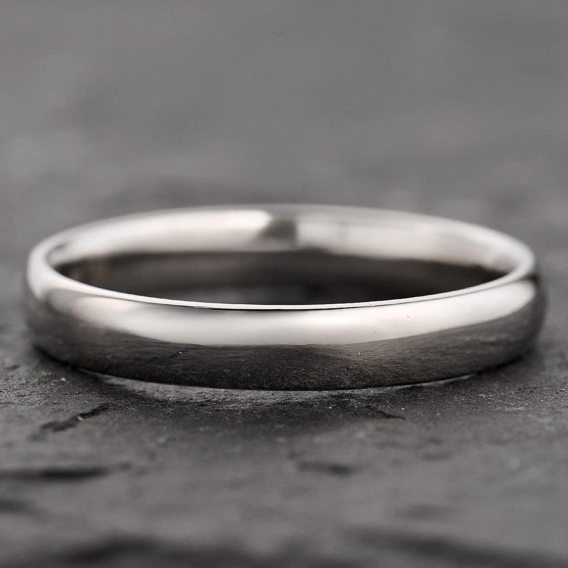 The Minimalist Pair – Classic & Leaf Designs in Polished Wedding Bands