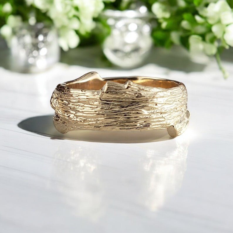 Wood Texture Branch Wedding Band in Solid Gold