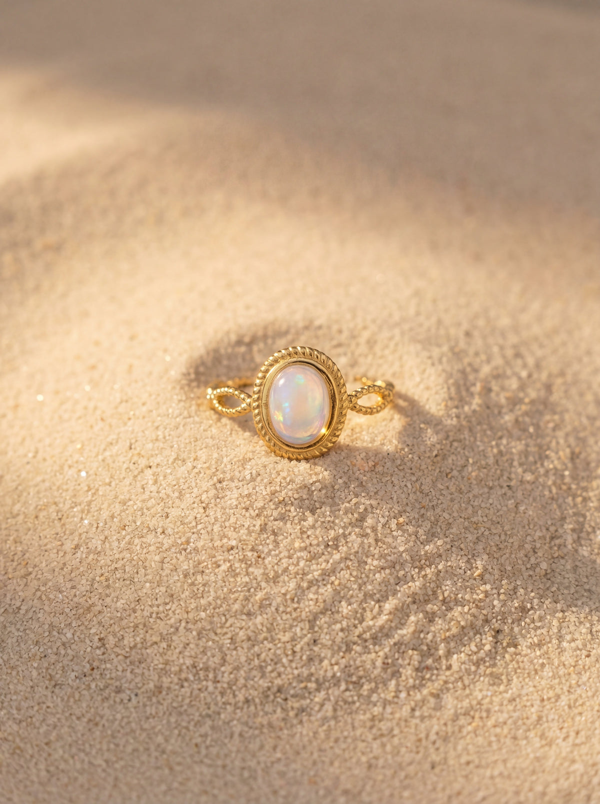 Bague Saint Germain | Pierre Naturelle Torsadée Plaquée Or – Univers Parisienne Chic