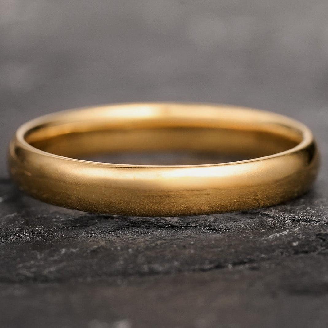 The Minimalist Pair – Classic & Leaf Designs in Polished Wedding Bands