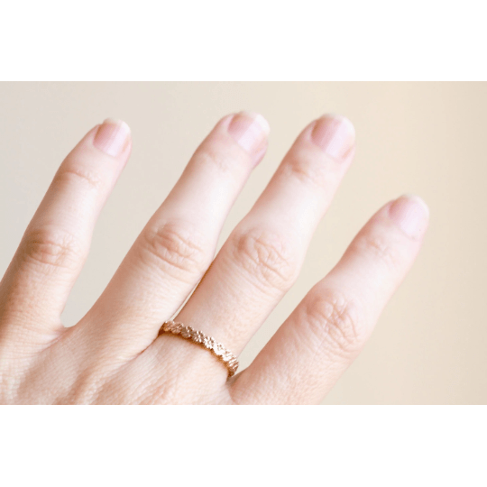 Daisy eternity wedding ring
