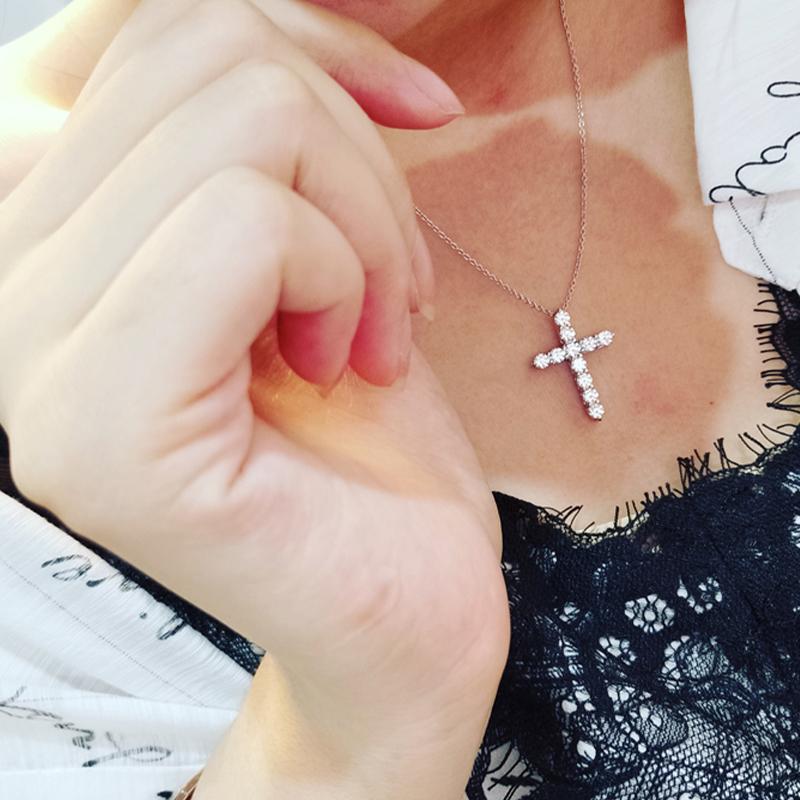 2025 Cross necklace