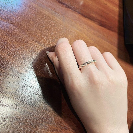 Infinite Twist Ring