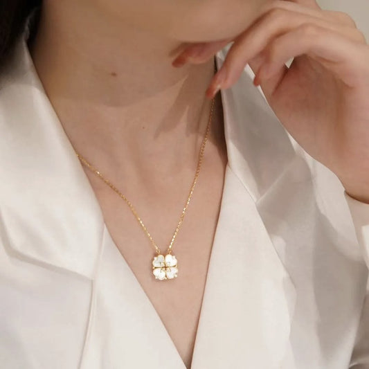 Zircon Magnetic Shell Four Leaf Clover Necklace